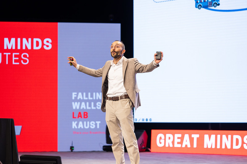 Falling Walls photo 3