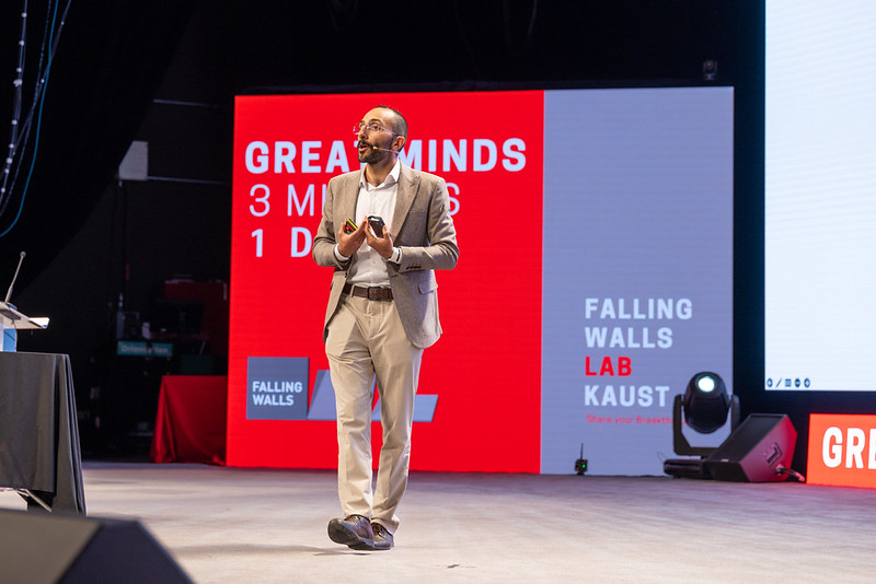 Falling Walls photo 4